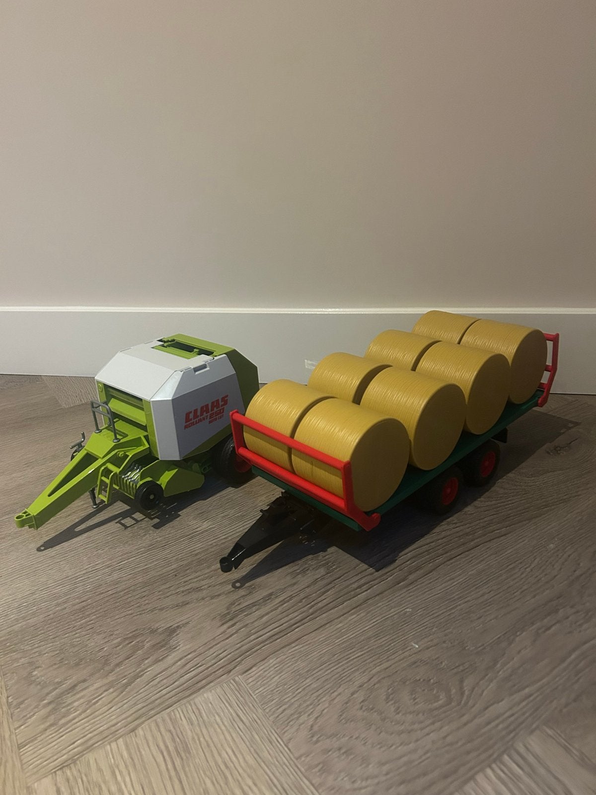 Claas ronde balenpers, balenwagen en 9 balen, Ophalen of Verzenden, Zo goed als nieuw