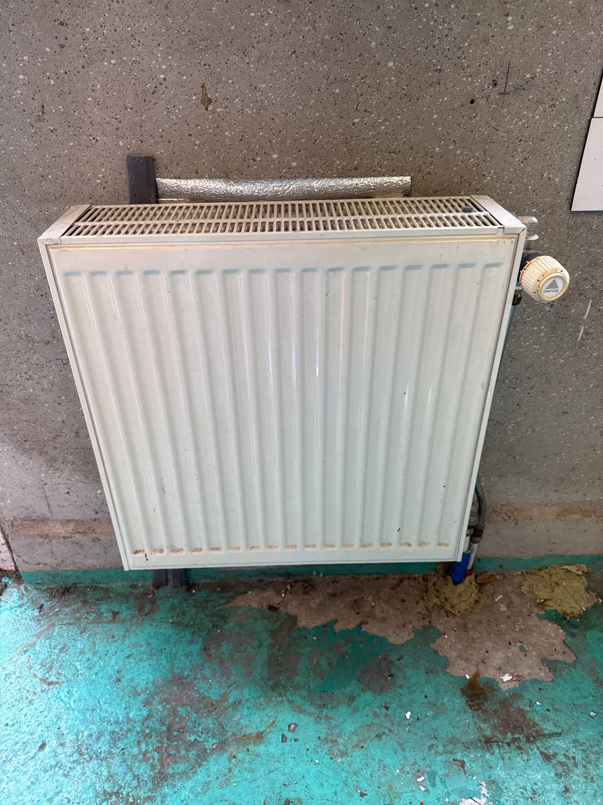 Danfoss Radiator met Thermostaat - Gebruikt, Ophalen, 30 tot 80 cm, Radiator, 60 tot 150 cm