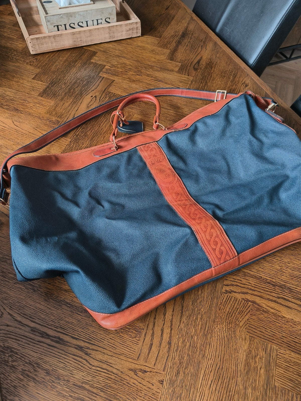 Zo Goed Als Nieuw Reistas Vintage Style Kenzia by K, Sieraden, Tassen en Uiterlijk, 20 tot 30 cm, Bruin, Ophalen of Verzenden