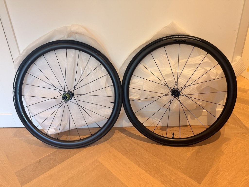 Scribe Aero Wide+ 42-D carbon wielset disc – als nieuw, Gravelbike, Zo goed als nieuw, Carbon, Ophalen