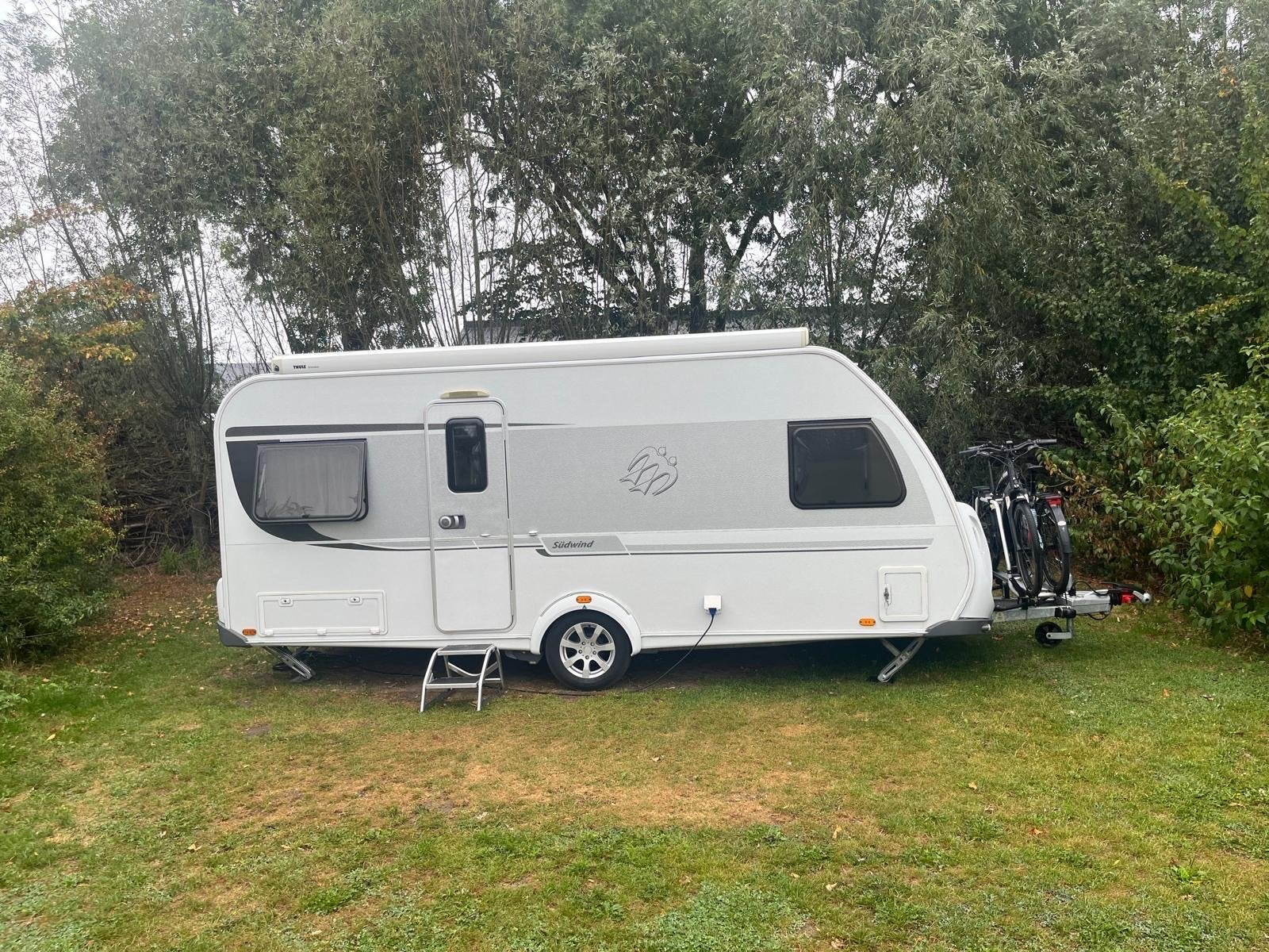 Nette Knaus Südwind FU 500 (2013) - compleet uitgerust, Caravans en Kamperen, Rondzit, Frans bed, Particulier, Knaus