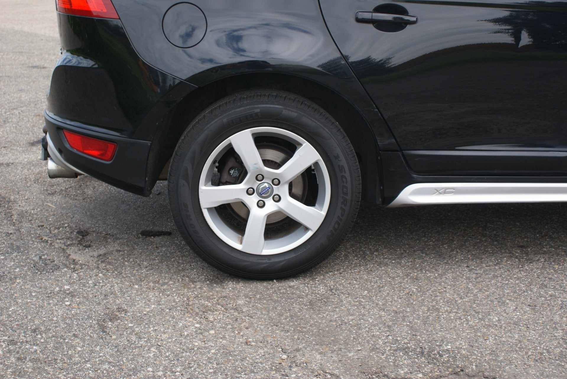 Volvo XC60 2.0 T5 R-Design | 1e Eigenaar | Adaptief cruise |, Auto's, Volvo, Euro 5, 4 cilinders, Zwart, Bedrijf