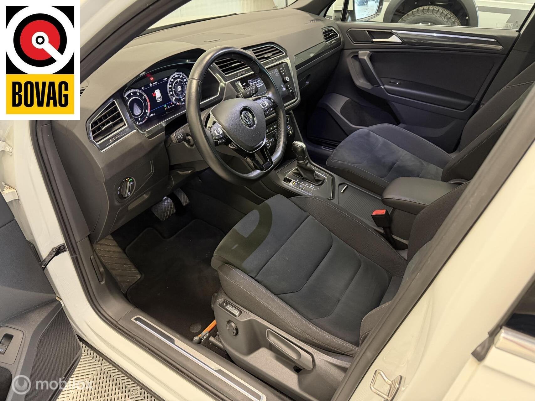 Volkswagen Tiguan 1.4 TSI ACT Highline R-LINE PANO, FULL LED, Auto's, 4 cilinders, 150 pk, Wit, Origineel Nederlands