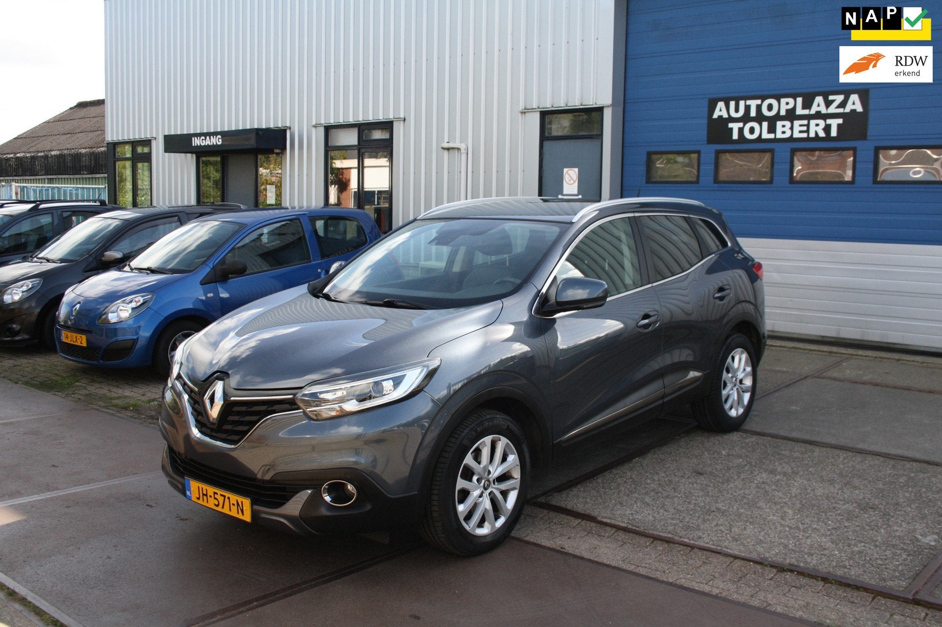 Renault Kadjar 1.2 TCe Intens *BJ'16*108DKM*, Auto's, Voorwielaandrijving, Kadjar, 4 cilinders, Leder en Stof