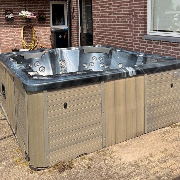 Balboa Jacuzzi 225x225 defect, Ophalen, Gebruikt