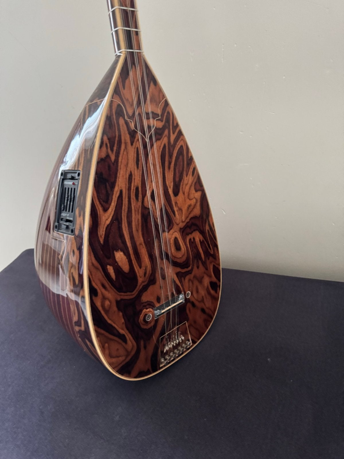 Prachtige Turkse Saz / Baglama met Fishman voorversterker, Ophalen of Verzenden, Zo goed als nieuw, Luit, Saz of Bouzouki