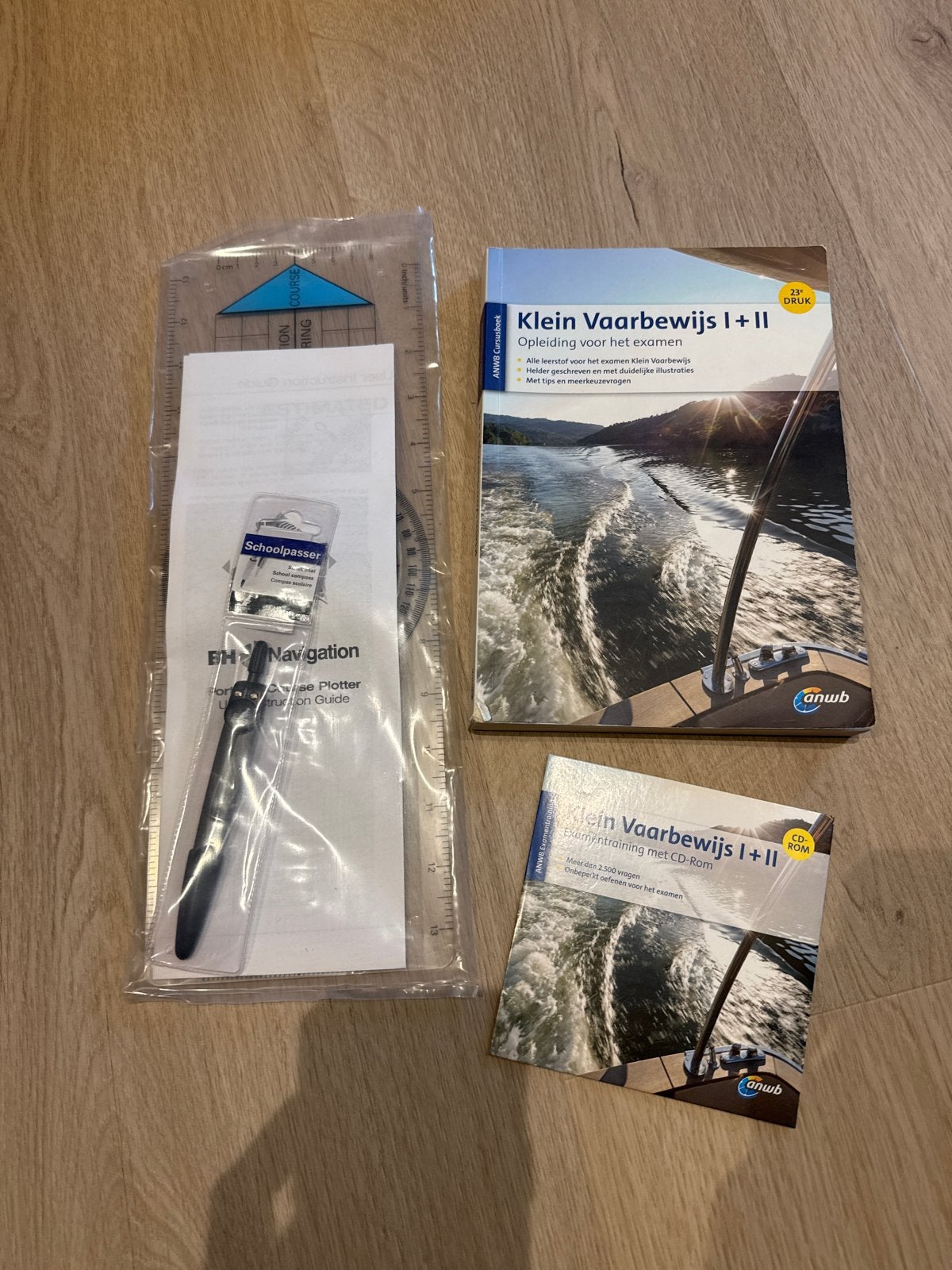 Theorieboek Klein Vaarbewijs 1+2 (23e druk) + Plotter (Nieuw, Verzenden, Nieuw, Niet van toepassing