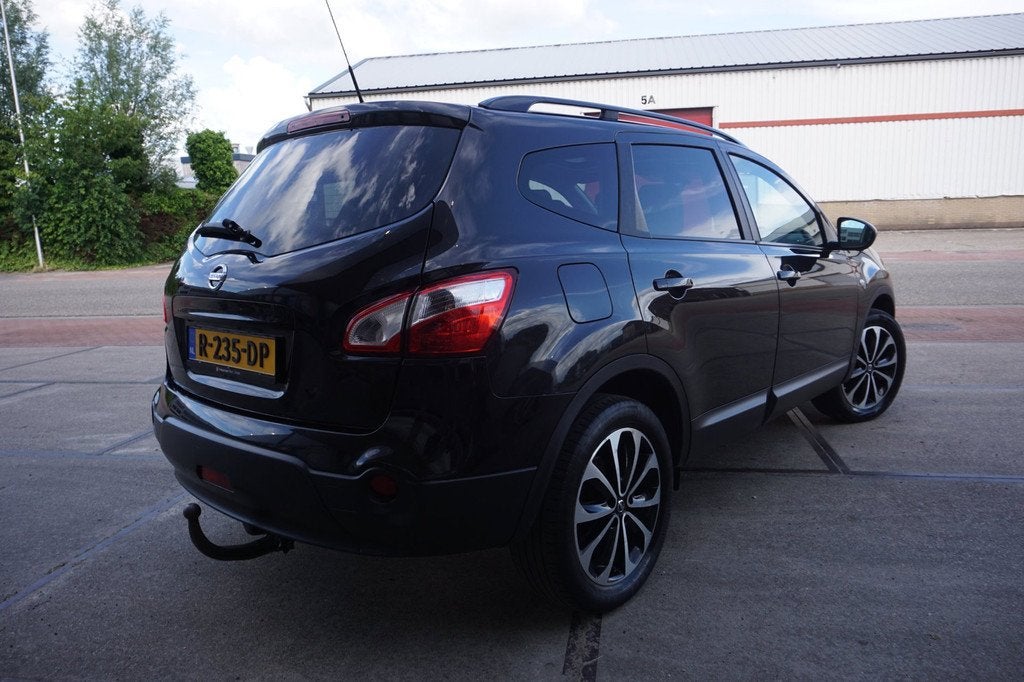 Nissan Qashqai +2 2.0 360, Auto's, Nissan, Euro 5, Stof, Gebruikt, Zwart