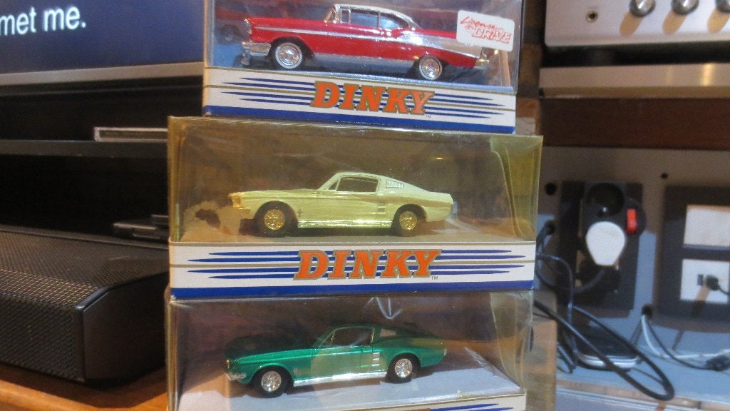 3 modelautos van dinky matchbox o.a ford mustang, Ophalen of Verzenden, Nieuw, Auto, Matchbox