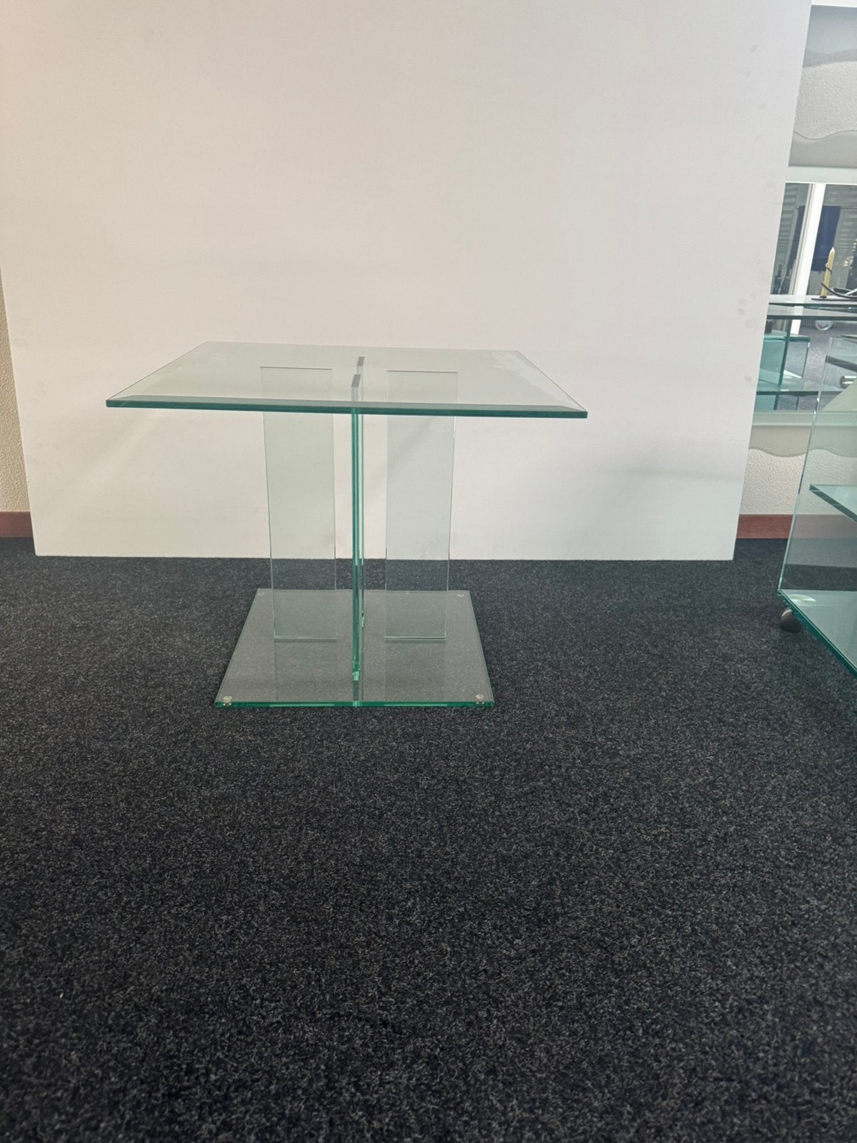 Moderne vierkante glazen salontafel, Minder dan 55 cm, Vierkant, Ophalen, 45 tot 60 cm
