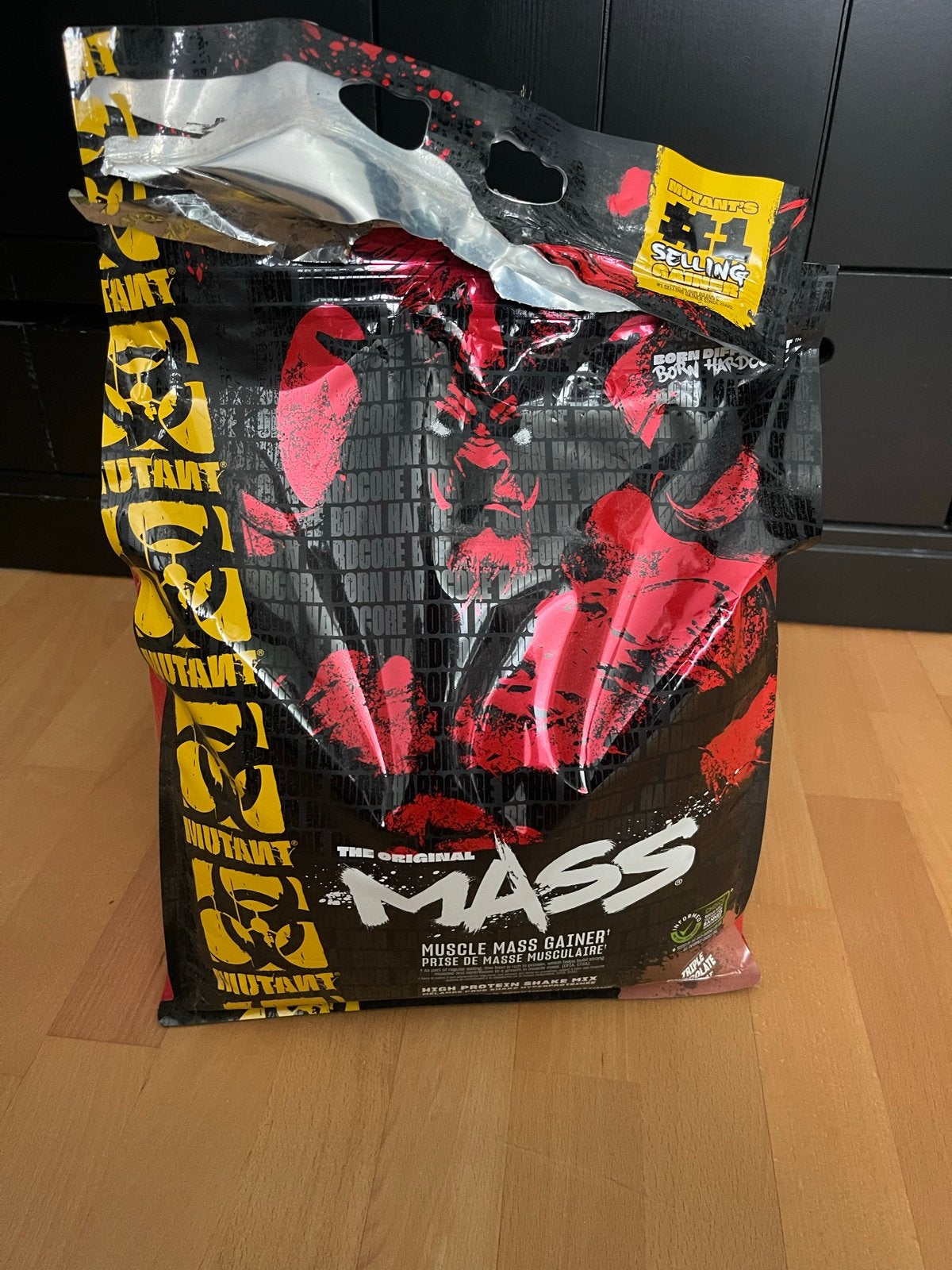 Mutant Mass Triple Chocolate 6.8kg - Eén schep gebruikt, Sport en Fitness, Ophalen of Verzenden, Zo goed als nieuw, Poeder of Drank