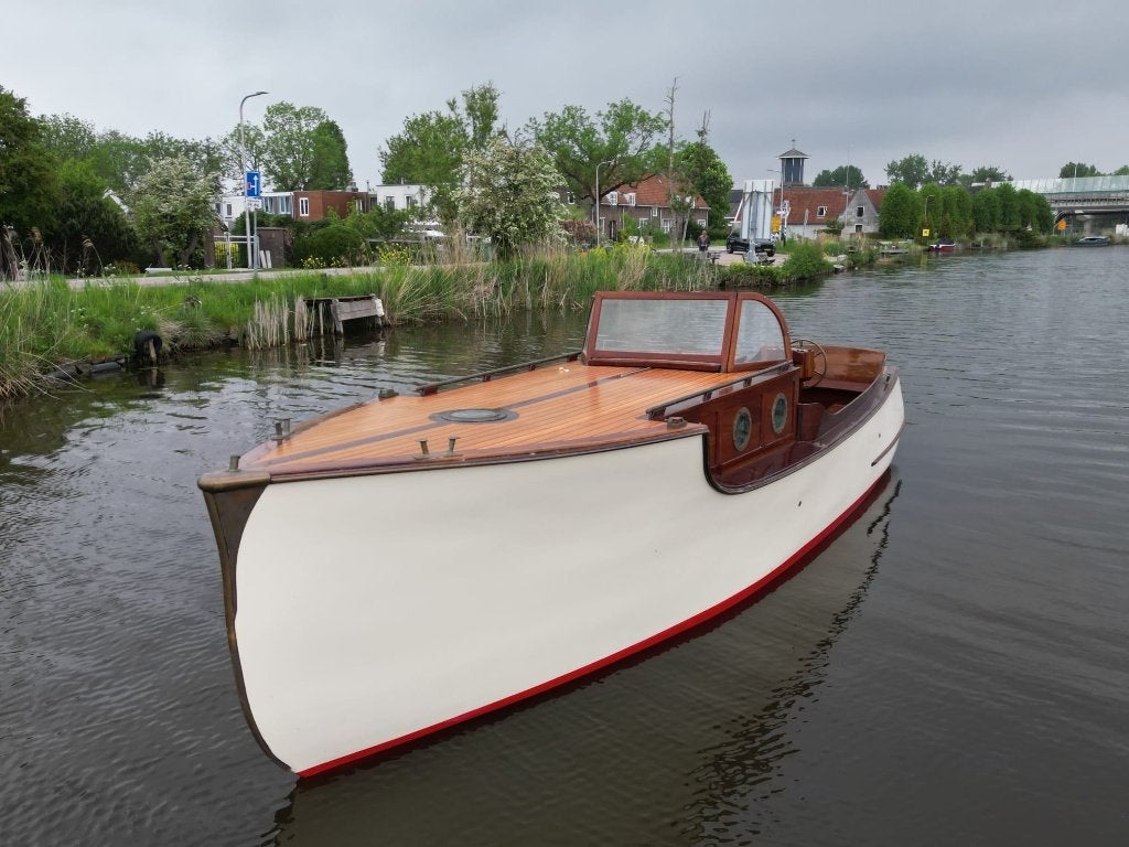 Zeer bijz.klassieker onderh.vrije romp.2011 nieuw gebouwd, Watersport en Boten, Motorboten en Motorjachten, Ophalen, Overige merken