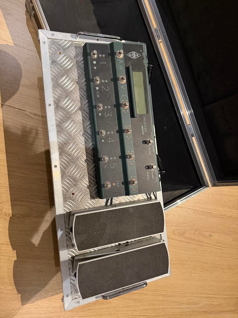 Kemper Profiler Remote met 2 Ernie Ball Volume pedalen, Ophalen, Overige typen, Ss, Zo goed als nieuw