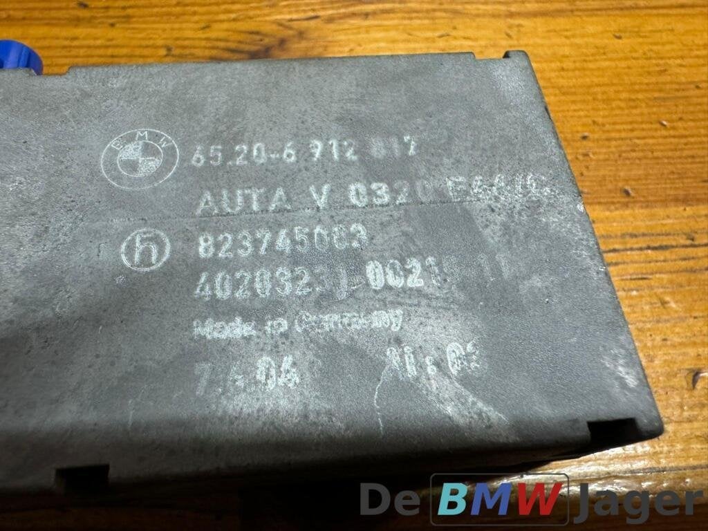 Foto 5 van Antenne versterker BMW 3 serie E46 Z4 E85 E86 65206912817