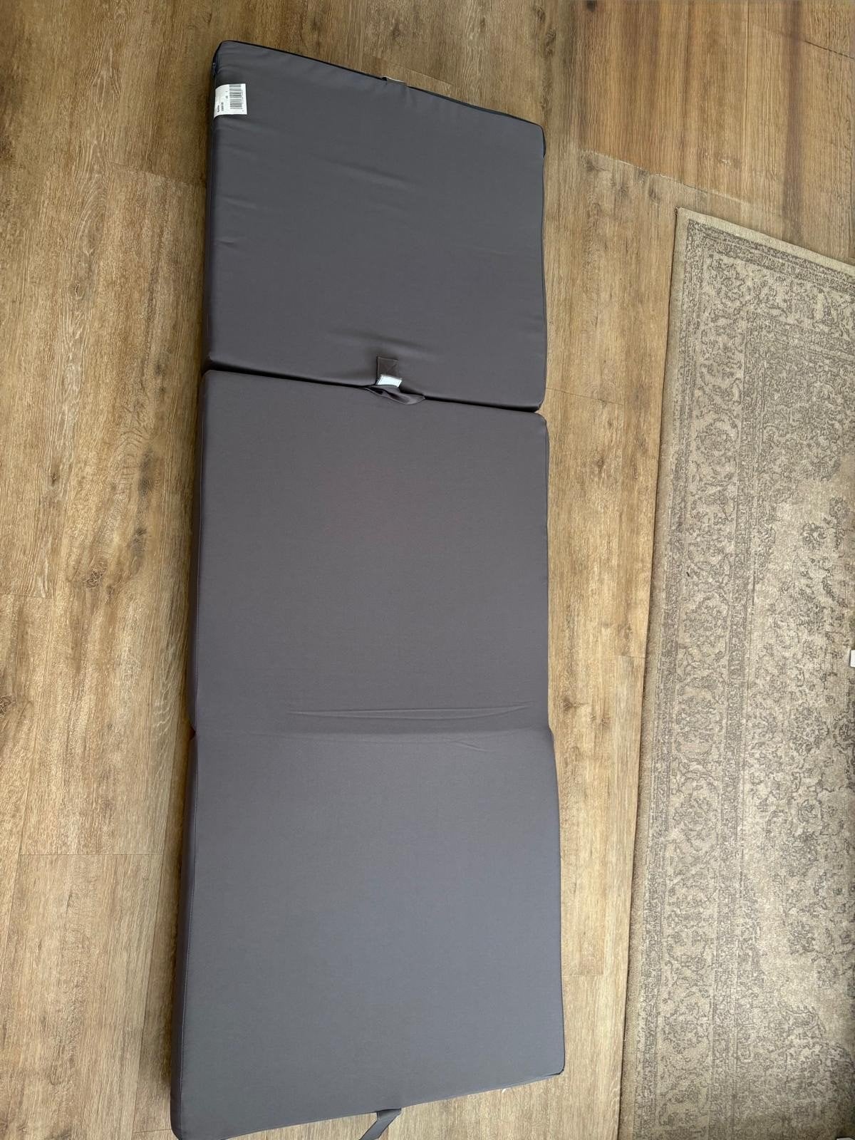 2x gloednieuwe uitklapbare matrassen, Huis en Inrichting, Slaapkamer | Matrassen en Bedbodems, Nieuw, Matras, Eenpersoons, 70 cm of minder