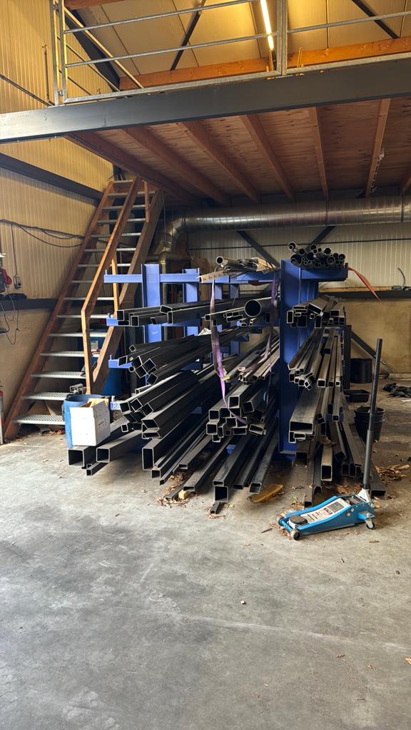 Zwaar matriaal rekken, stelling rek, Ophalen, Zo goed als nieuw