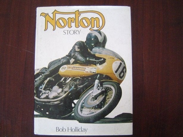 the Norton Story by Bob Holliday, Boeken, Ophalen of Verzenden, Gelezen