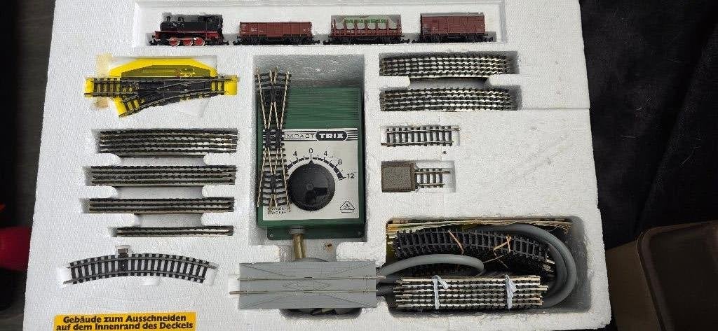 Minitrix N - Startset A + Super A (+ extra Rails), Gebruikt, Gelijkstroom, Trix, Rails