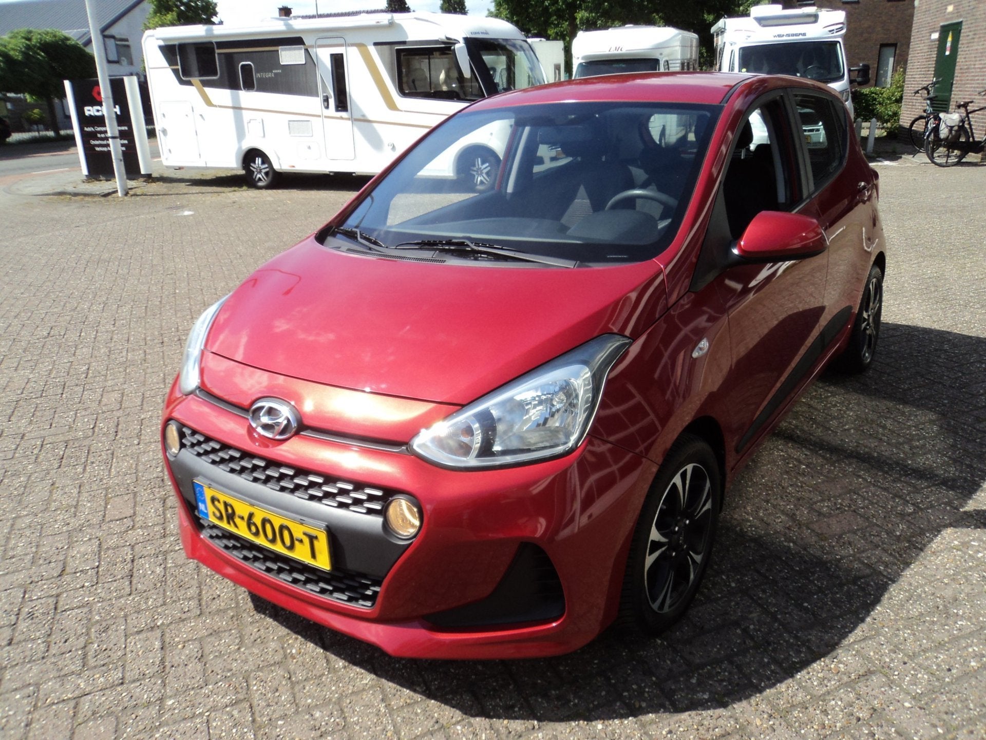 Hyundai I10 1.0i Comfort Cruise Airco Navi, Voorwielaandrijving, Stof, Gebruikt, 4 stoelen