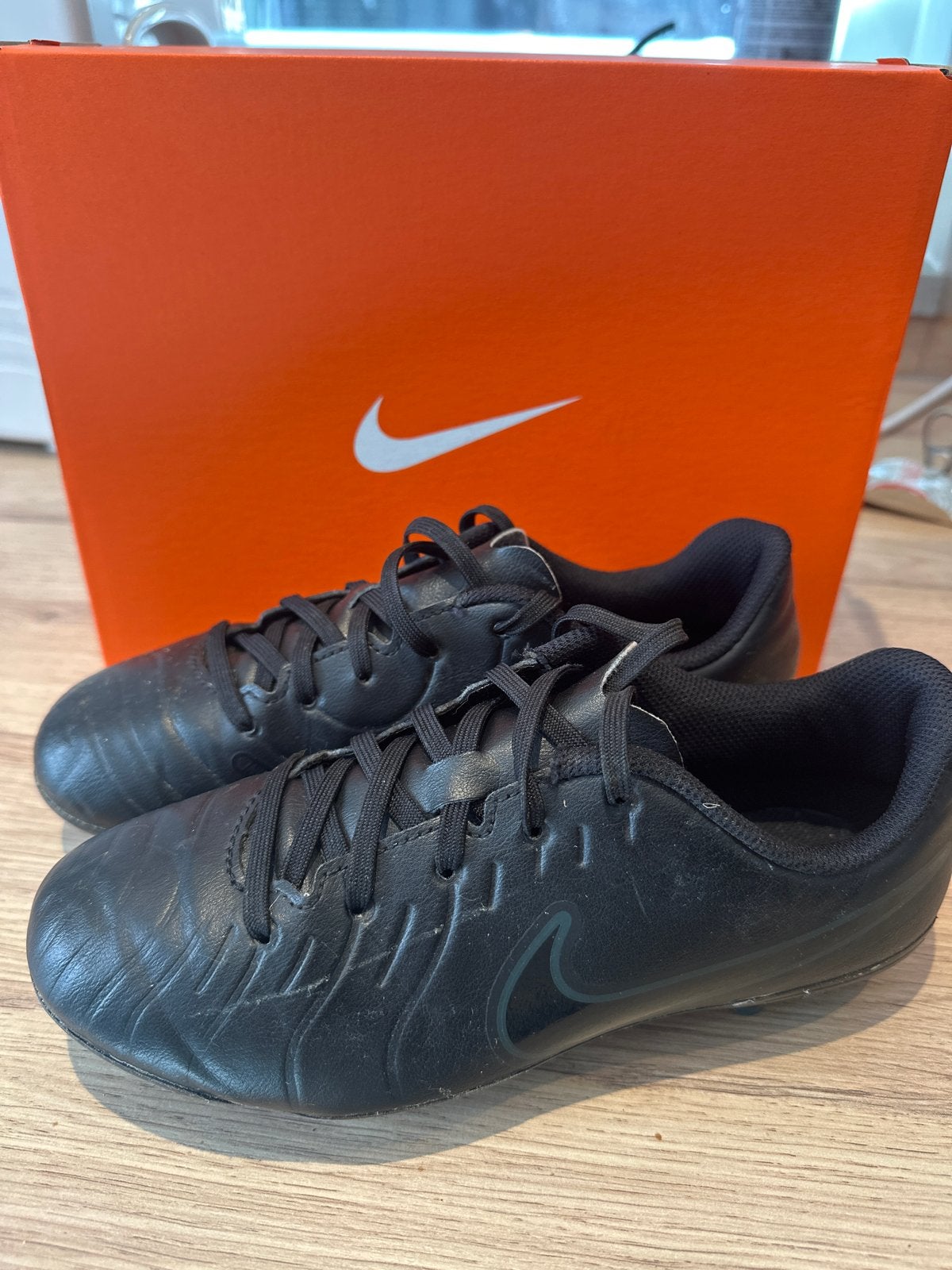 Nike voetbalschoenen maat 34, Ophalen of Verzenden, Gebruikt, Jongen of Meisje, Sportschoenen