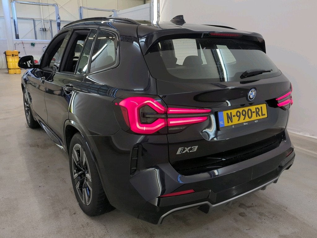 BMW IX3 80 kWh 286pk Executive | SOH 98% | Trekhaak | Panora, Auto's, BMW, Achterwielaandrijving, Gebruikt, 1333 min, 24 maanden