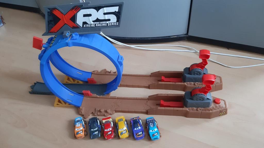 Disney Cars XRS Mudracers + baan, Kinderen en Baby's, Speelgoed | Racebanen, Ophalen of Verzenden, Gebruikt, Opwindmechanisme