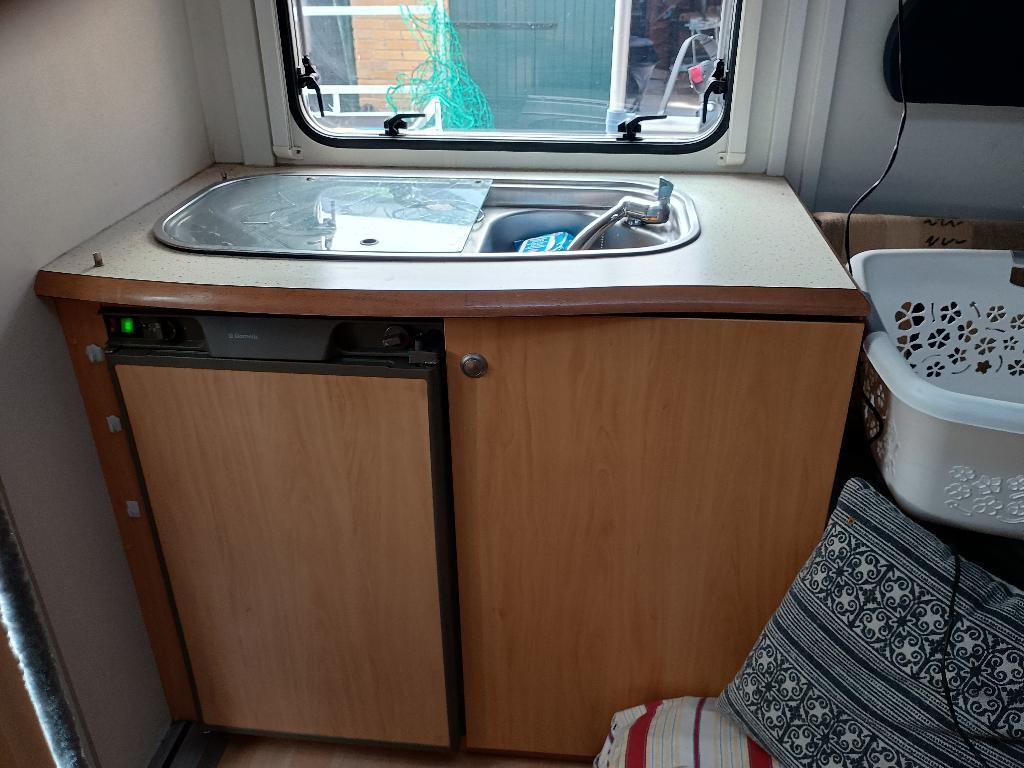 Caravan beyerland 406fb lite, Caravans en Kamperen, Caravans, Frans bed, Treinzit, 750 - 1000 kg, Particulier