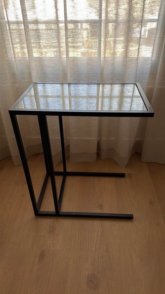 Ikea Vittsjo side table, Huis en Inrichting, Tafels | Sidetables, Ophalen, 50 tot 100 cm, Zo goed als nieuw, 25 tot 50 cm