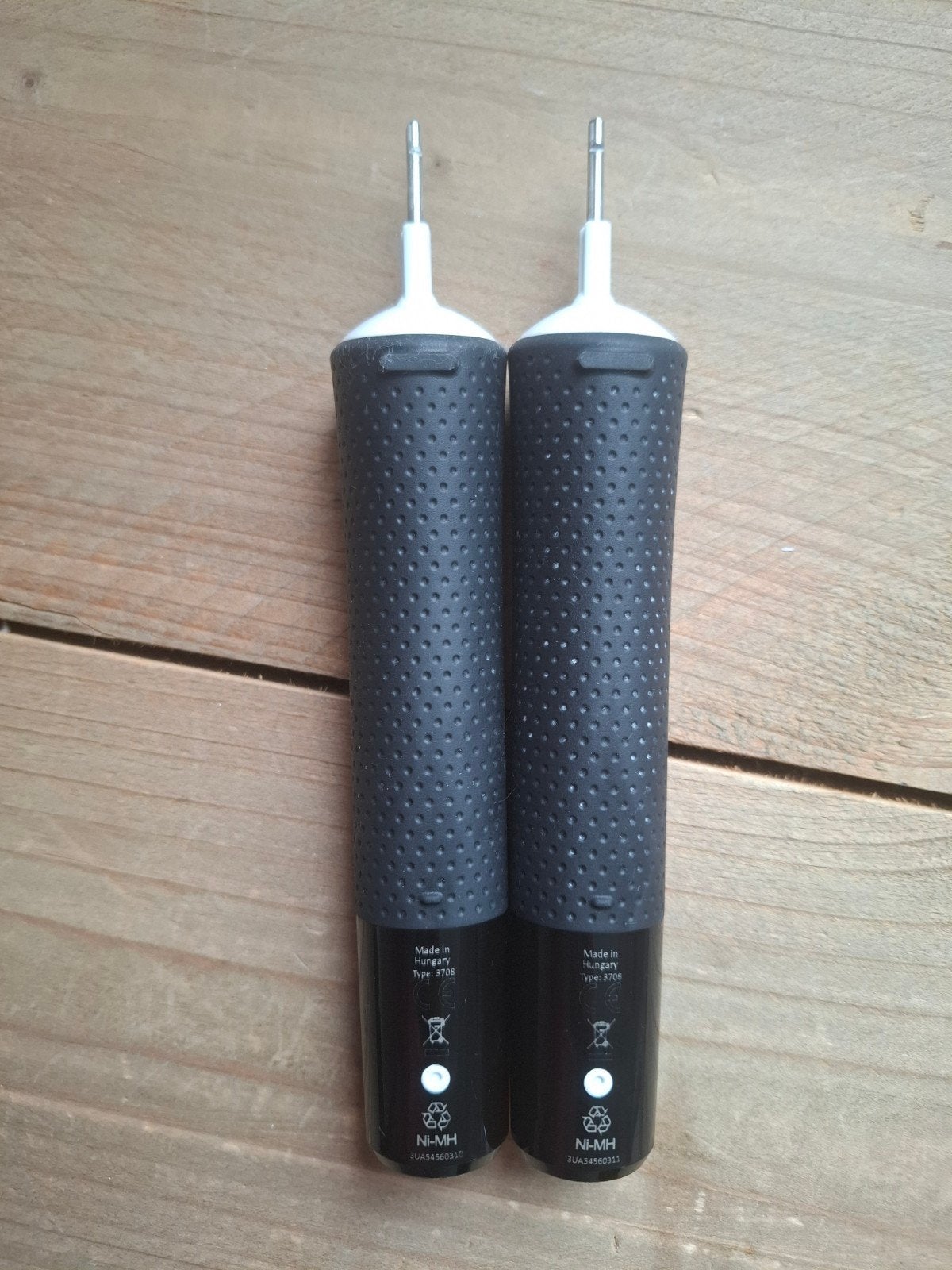 2x Oral B elektr tandenborstels, VItality Pro, zgan!, Ophalen of Verzenden, Zo goed als nieuw, Mondverzorging