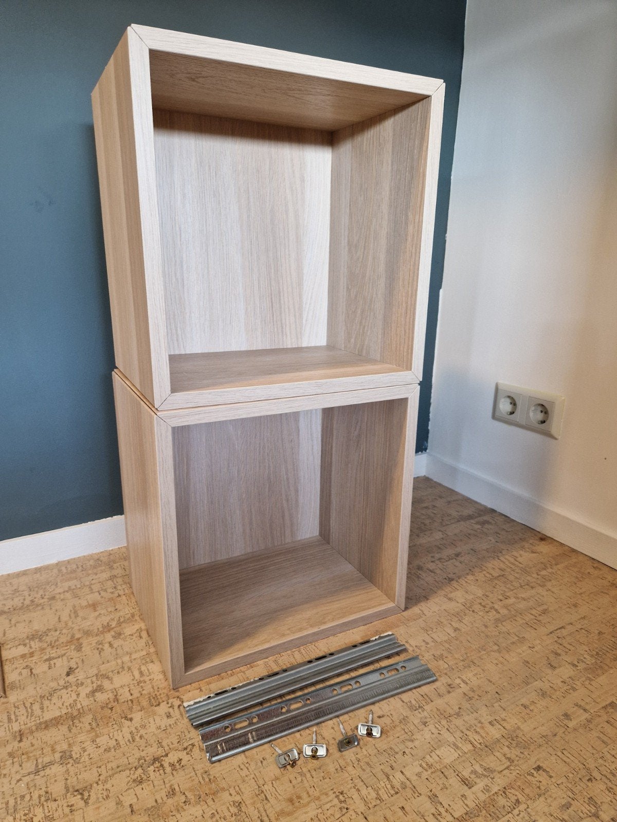 IKEA EKET kastjes 2x | Ophangbaar, Ophalen, Minder dan 50 cm, Zo goed als nieuw, Minder dan 100 cm