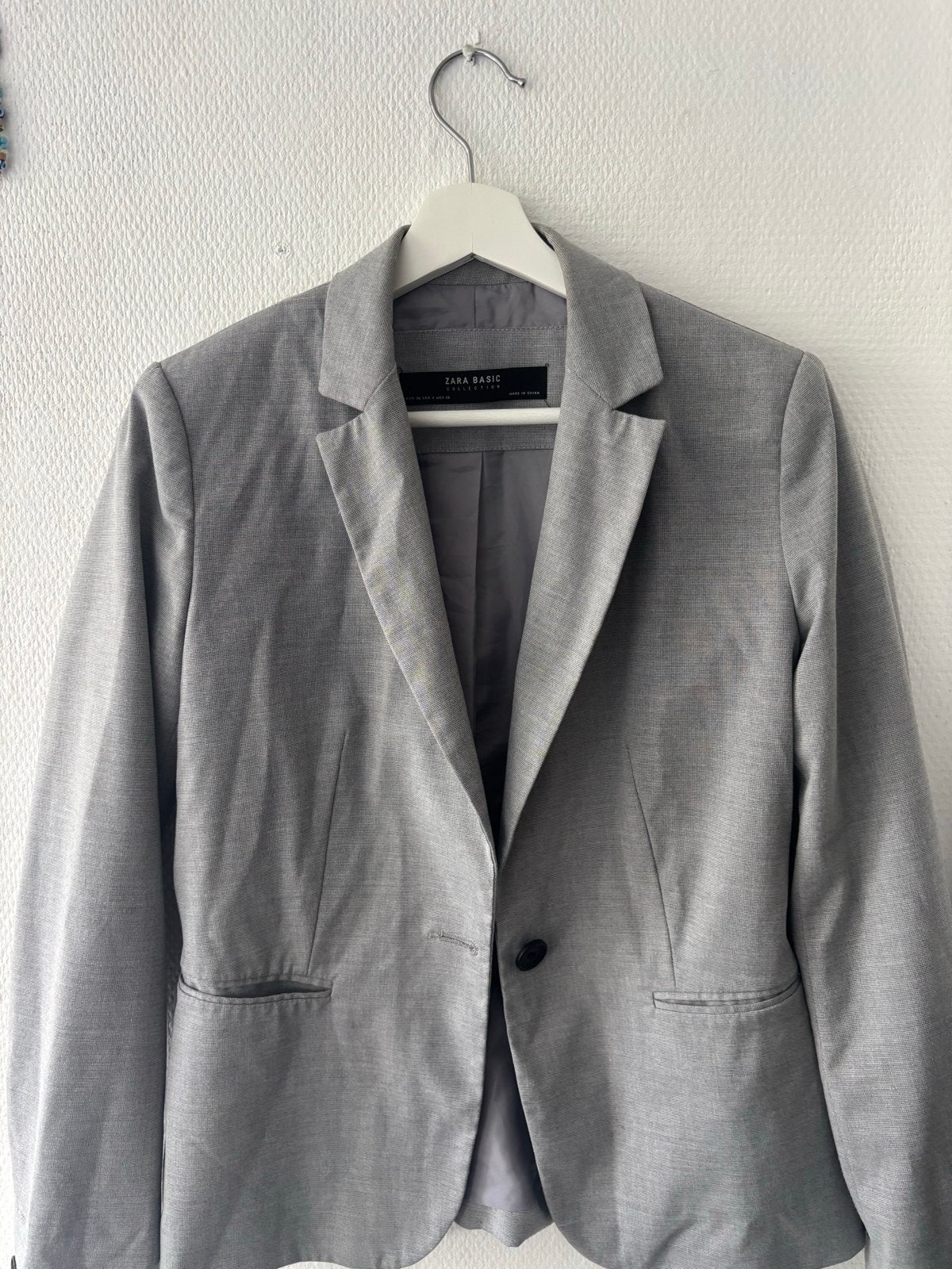 Zara Basic Grijs Jasje Maat 36 (S), Kleding | Dames, Ophalen of Verzenden, Zo goed als nieuw, Jasje, Maat 36 (S)