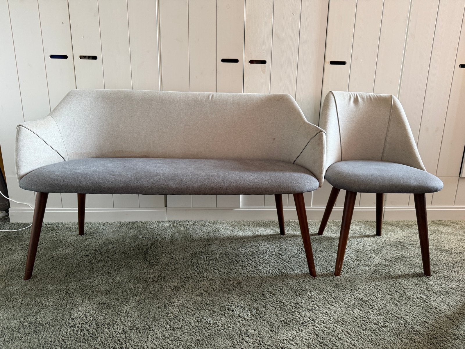 Stijlvolle bank en stoel set Grijs en beige gratis afhalen, Ophalen, Gebruikt, Twee, Grijs