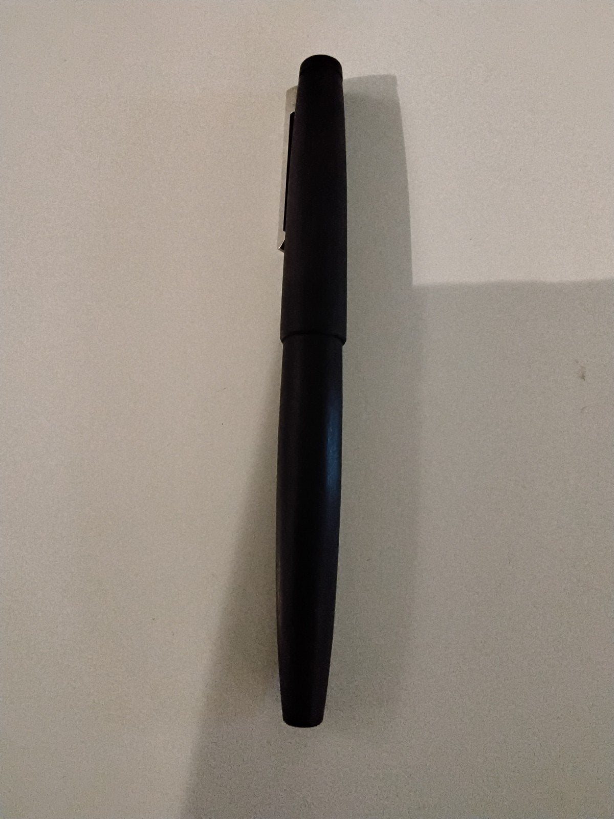 Lamy 2000 Vulpen Zwart - Tijdloos Design, Ophalen of Verzenden, Gebruikt, Vulpen, Overige merken