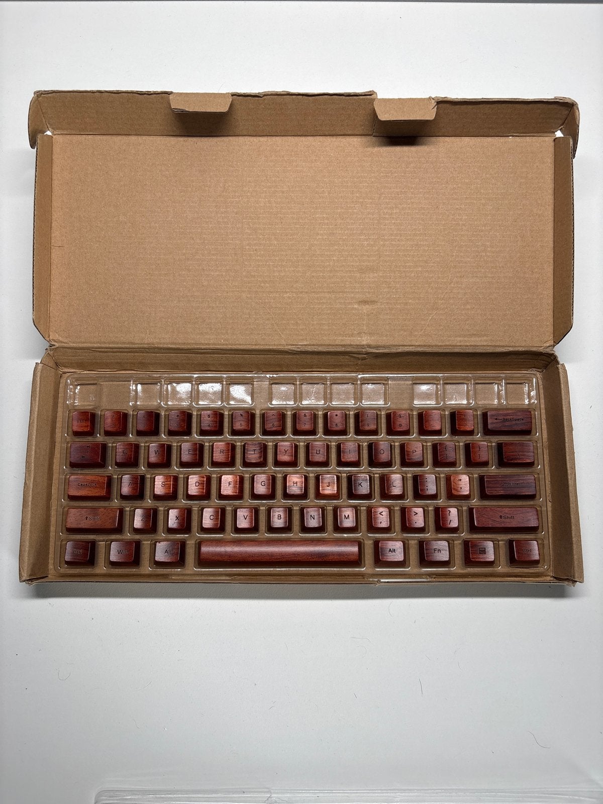 Houten Toetsenbord Keycaps - QWERTY Indeling, Computers en Software, Toetsenborden, Ophalen of Verzenden, Qwerty, Nieuw