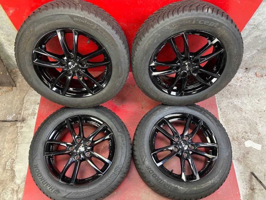 Winterbanden Kia Niro 205/60R16 Hankook, Gebruikt, 16 inch, ., Banden en Velgen