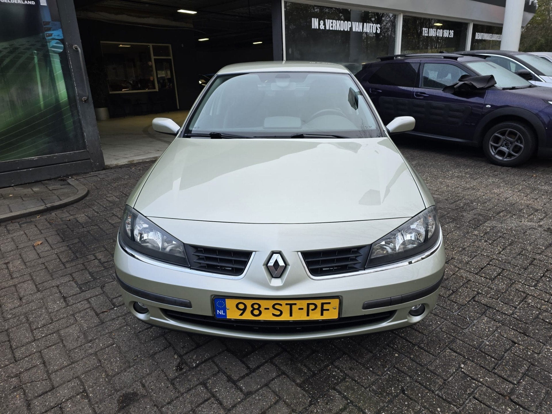 Renault Laguna 2.0-16V T Tech Line | 2E EIGENAAR | export |, Auto's, Voorwielaandrijving, Gebruikt, 1295 kg, 4 cilinders