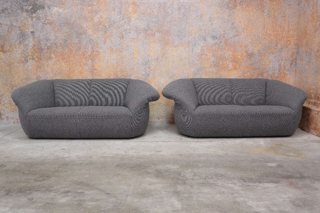 Als NIEUW grijze stoffen Leolux Gynko design bank 2beschikb