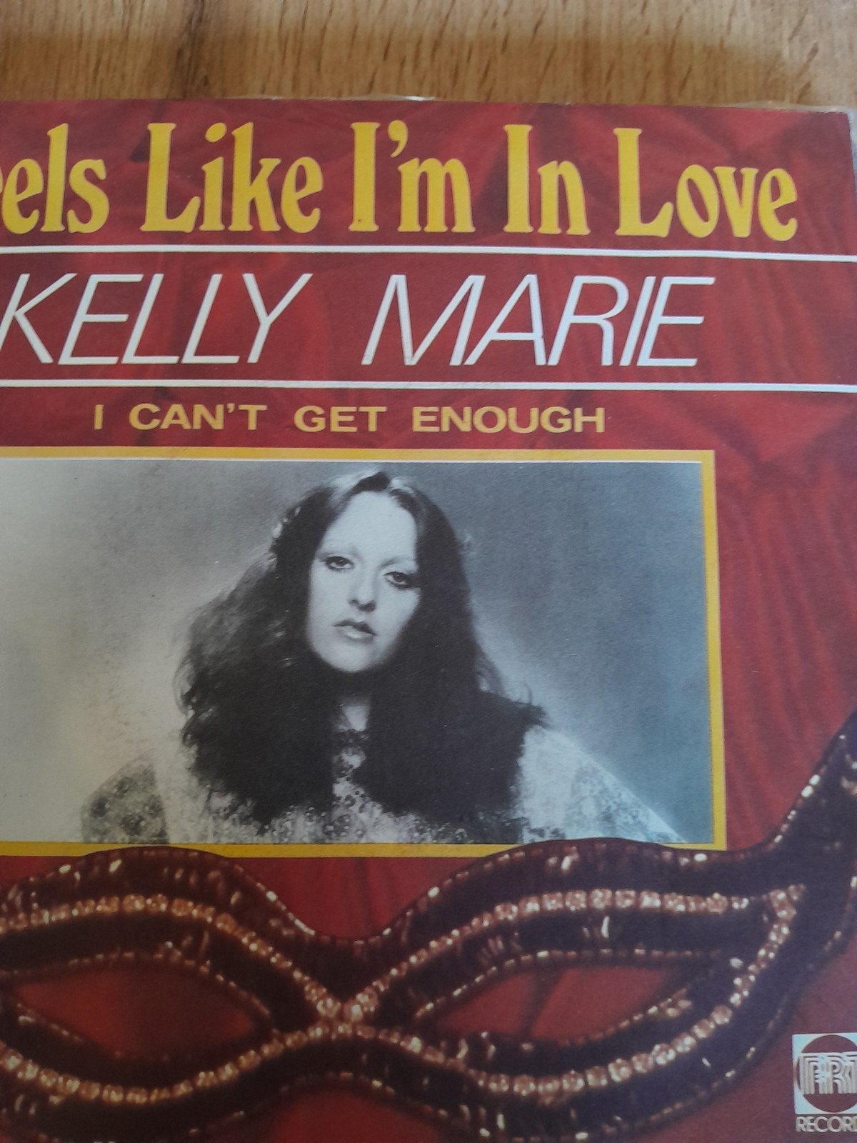 kelly marie 7inch geels like l,m in love, Ophalen of Verzenden, Zo goed als nieuw, Pop