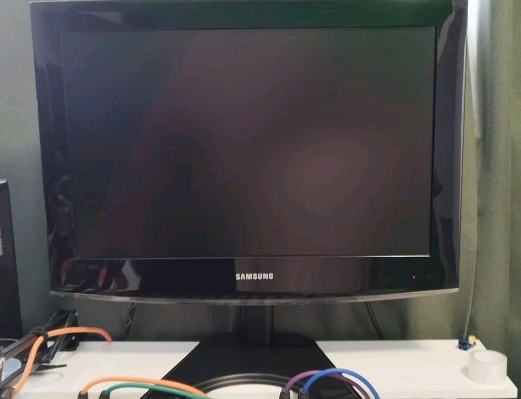 Samsung tv 19 inch, Ophalen, Zo goed als nieuw, Tv en Weergevers