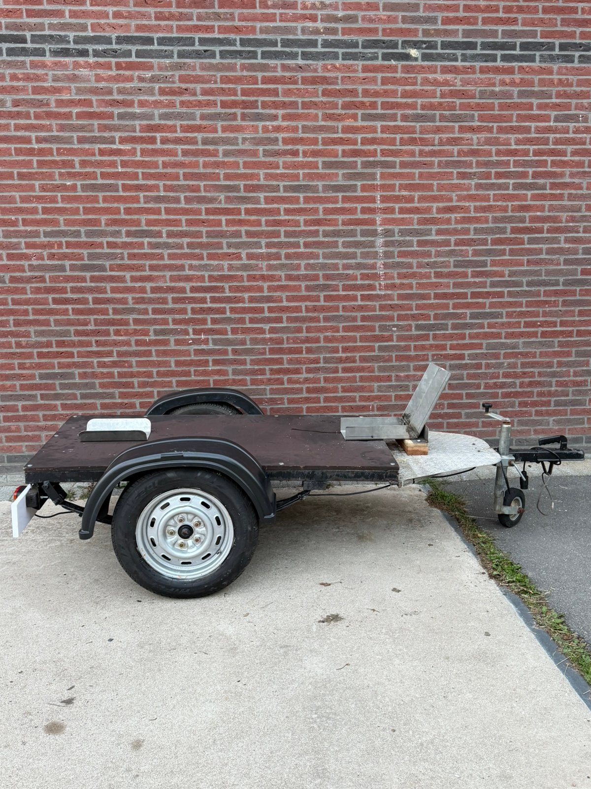 Scooteraanhanger / motortrailer – ideaal voor scootervervoer, Ophalen, Zo goed als nieuw, Benzine, Overige modellen