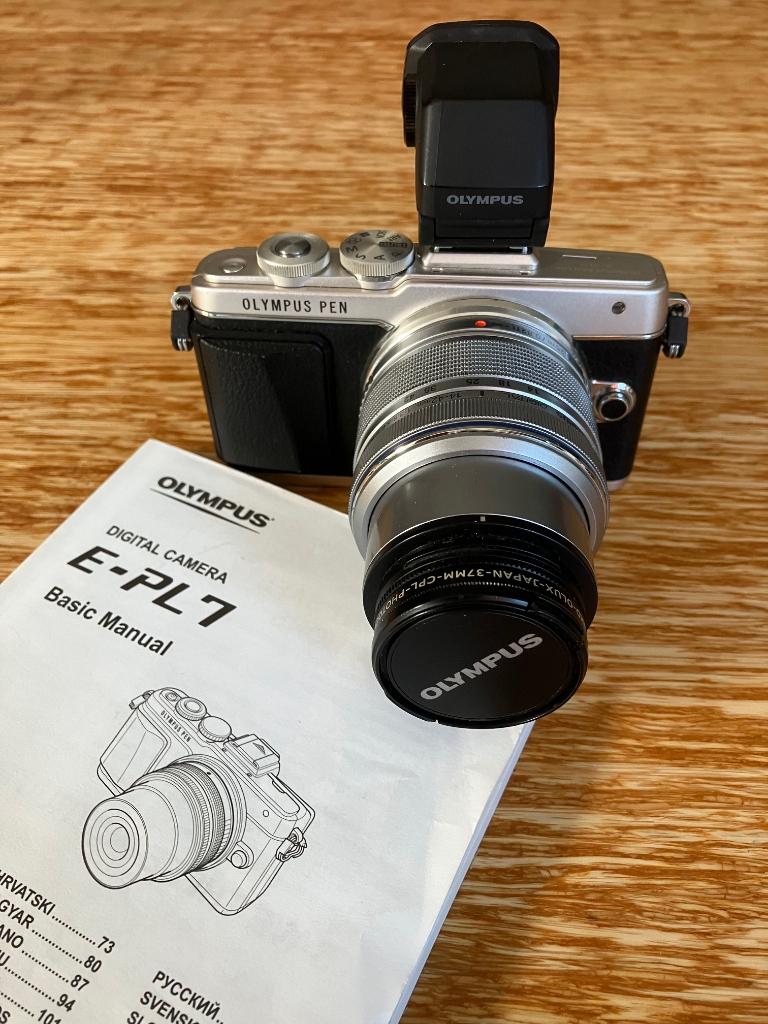 Olympus PEN E-PL7 met accesoires, Audio, Tv en Foto, Fotocamera's Analoog, Ophalen, Gebruikt, Compact, Olympus