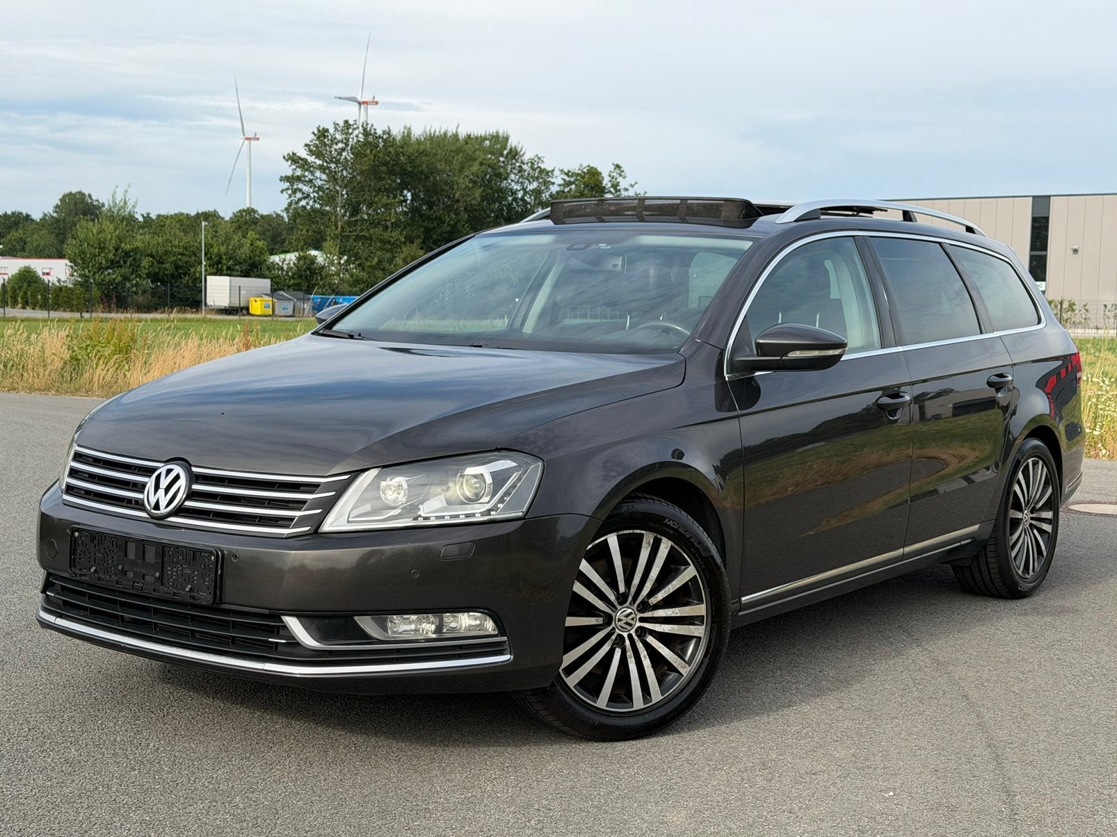 Volkswagen Passat 1.4 TSI DSG Highline Xenon Pano Leder, Euro 5, Zwart, Bruin, 122 pk