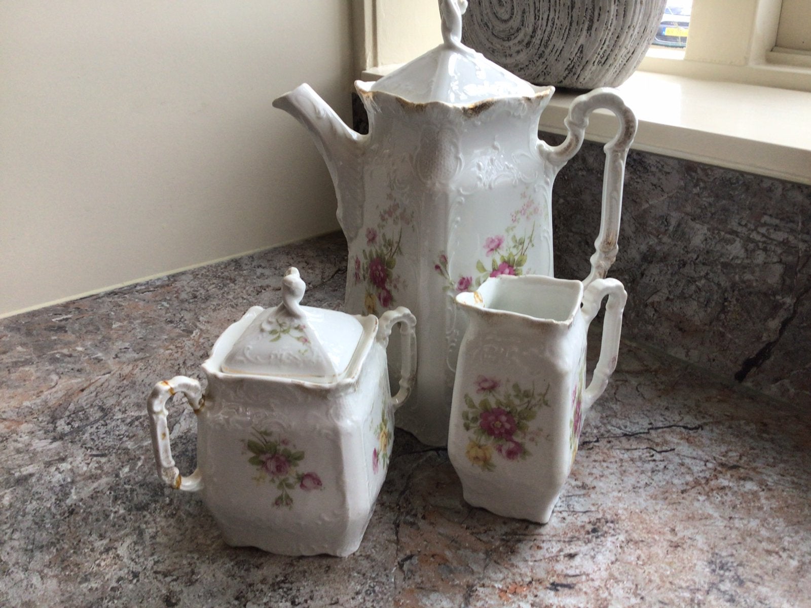 Koffieservies uit Duitsland, Ophalen