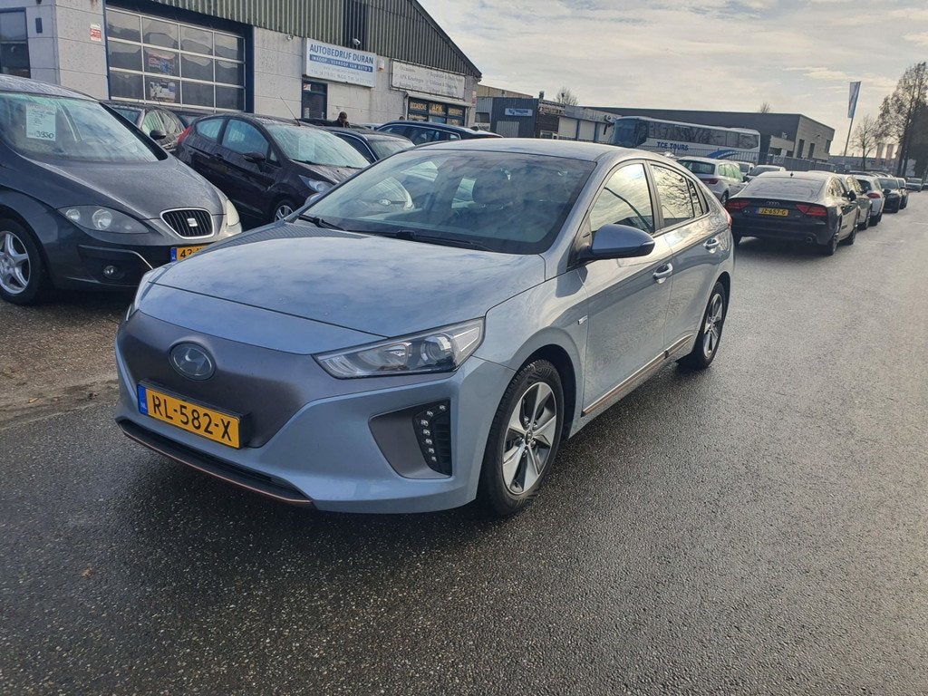 Hyundai IONIQ Comfort EV Automaat NAV.+Clima Bj.:2018 NAP!, Auto's, Hyundai, Origineel Nederlands, IONIQ, 466 min, Te koop