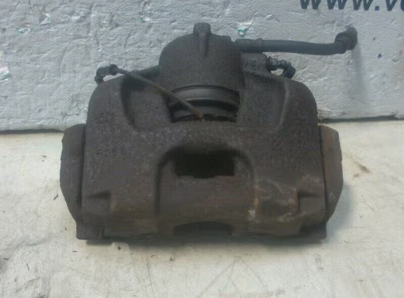 REMKLAUW LINKS VOOR Opel Vectra C Caravan (fn3-57), Bahnhofsplatz 65423 Rüsselsheim am Main, DE, Gebruikt, Opel, Opel Automobile GmbH