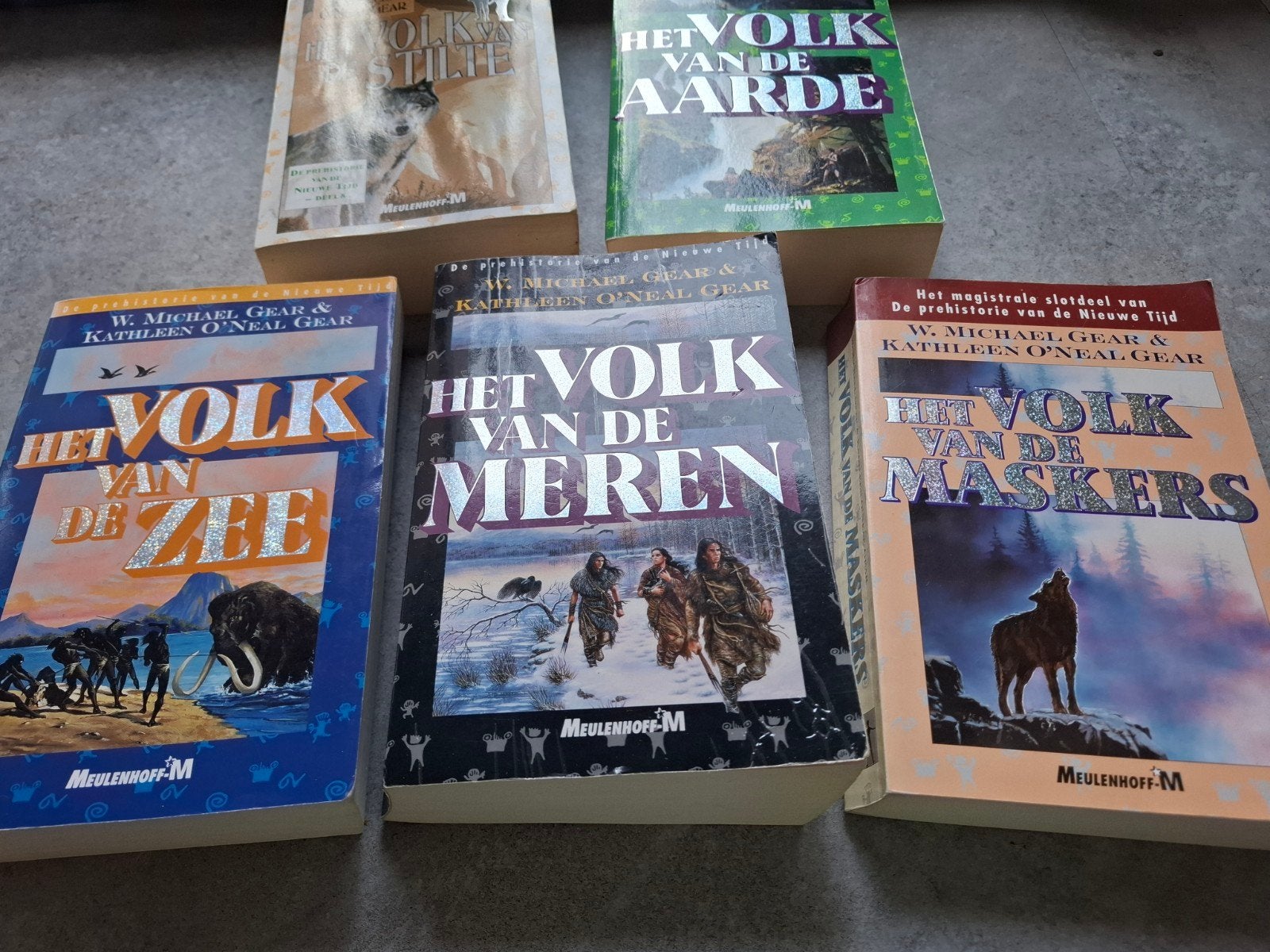 Het Volk van de Prehistorie - W. Michael Gear & Kathleen, Ophalen, Gelezen, W. Michael Gear & Kathleen O'Neal Gear, Nederland