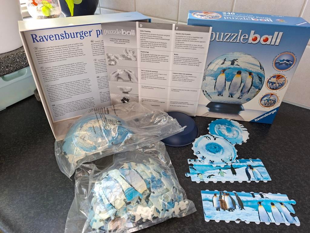 Ravensburger Puzzleball Pinguïns 240 stukjes, Ophalen of Verzenden, Minder dan 500 stukjes, Zo goed als nieuw, Rubik's of 3D-puzzel