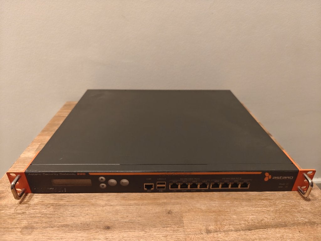 Astaro Security Gateway ASG220, Ophalen, Gebruikt, Router