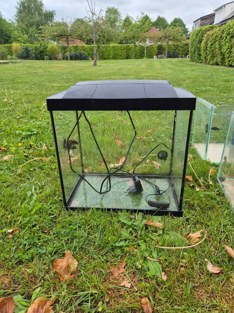 Aquarium.  35x23x35. 25l, Ophalen, Leeg aquarium