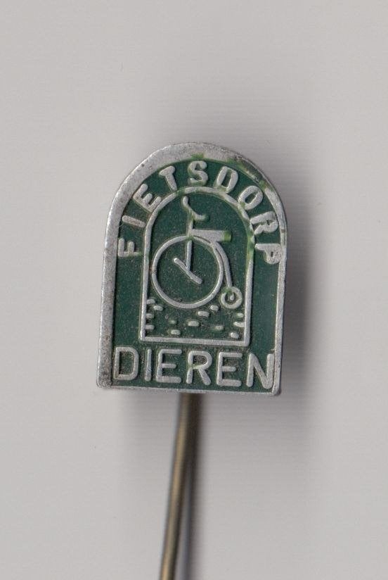 Dieren Fietsdorp Fiets speldje, Verzamelen, Speldjes, Pins en Buttons, Gebruikt, Niet vindbaar, Niet vindbaar, Speldje of Pin